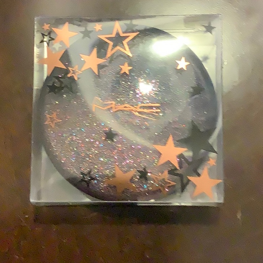 Mac Opalescent Powder Rising Star - Picture 5 of 6